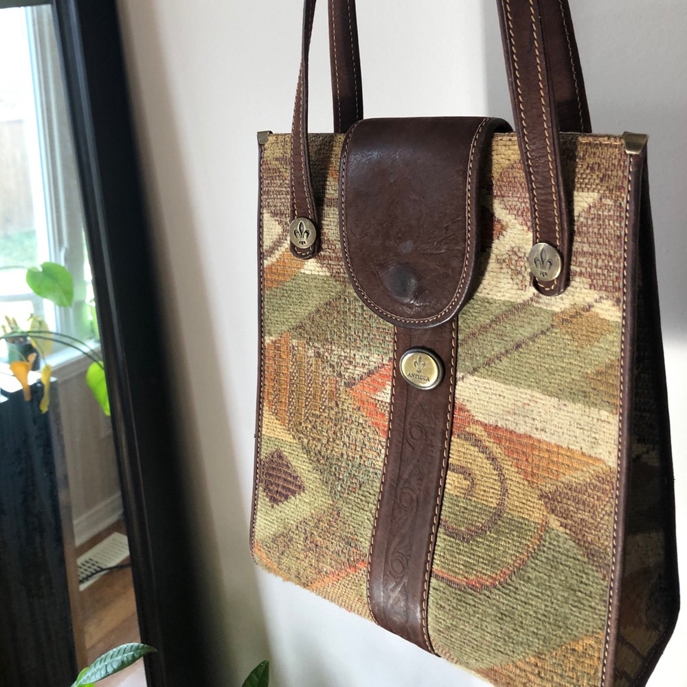 Vintage handbag